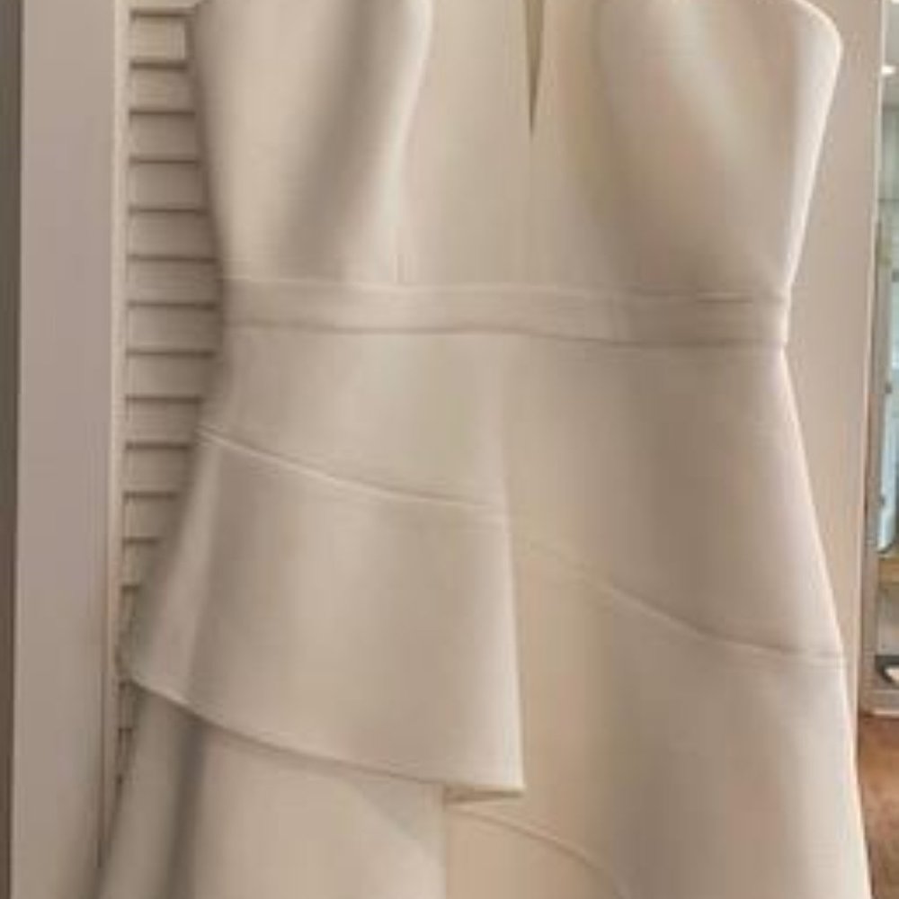 BCBG MAXAZRIA